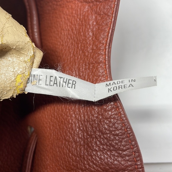 Vintage Claudio Leather Drawstring Flap Crossbody🖤 - Picture 15 of 15